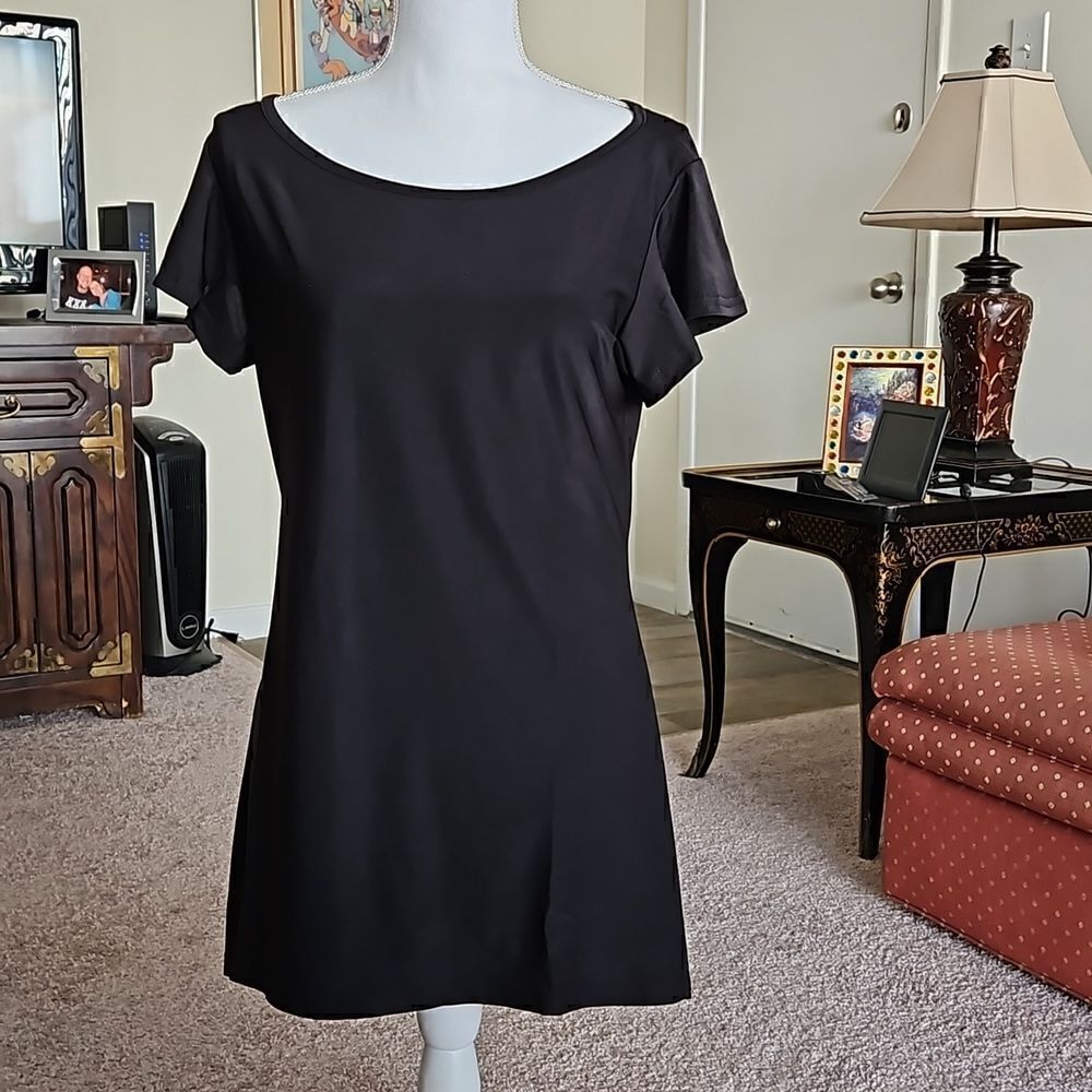 NWT Zulily black tunic top